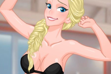 Princesses Fashion Wars: Feathers vs Denim